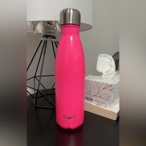 SWELL hot pink water bottle